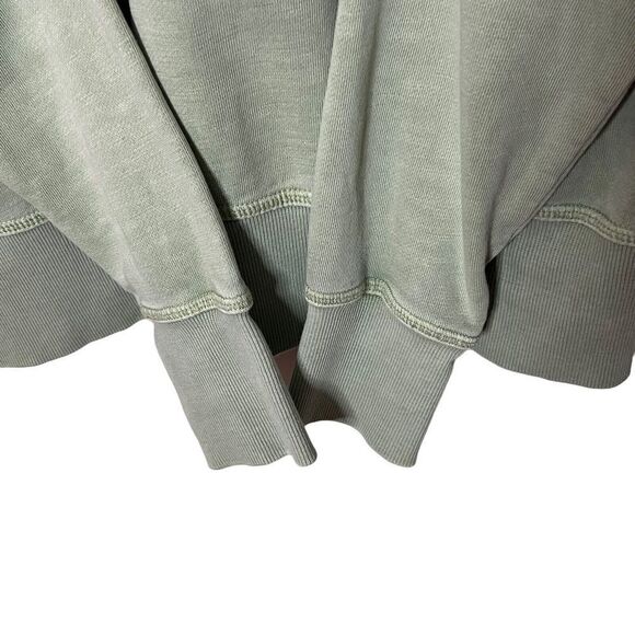 Welcome to my closet! I'm sorry but this item has sold and is not available. - Picture 4 of 9